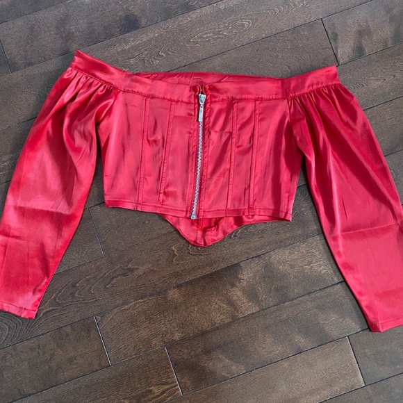 🔴SOLD🔴FashionNova Corset Satin Top - Picture 2 of 5